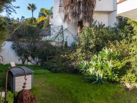 Townhouse for sale in Istán