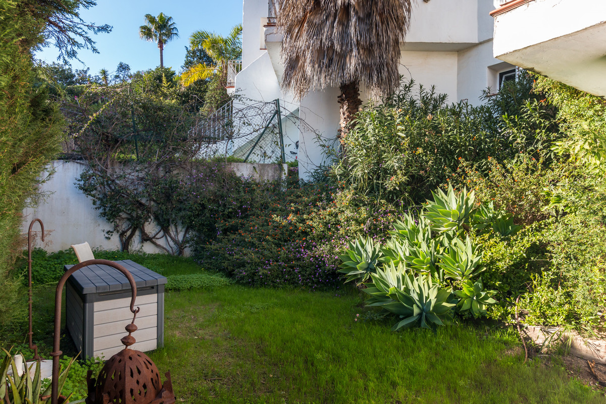 Townhouse for sale in Istán