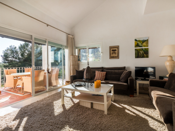Townhouse for sale in Istán