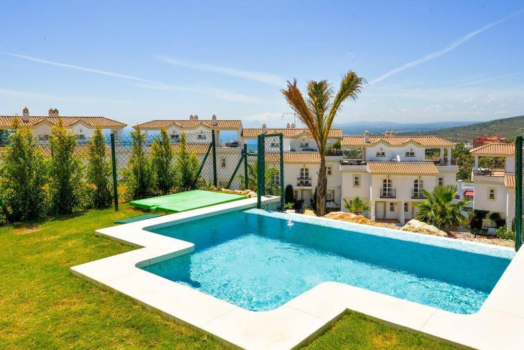 Townhouse-in-Manilva-Ref-R5424466 Townhouse for sale in Manilva