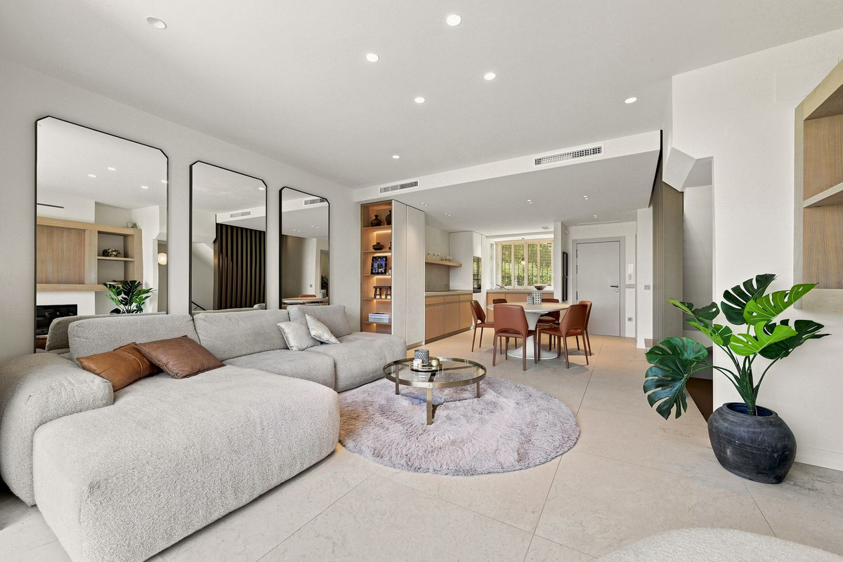 Townhouse for sale in Marbella