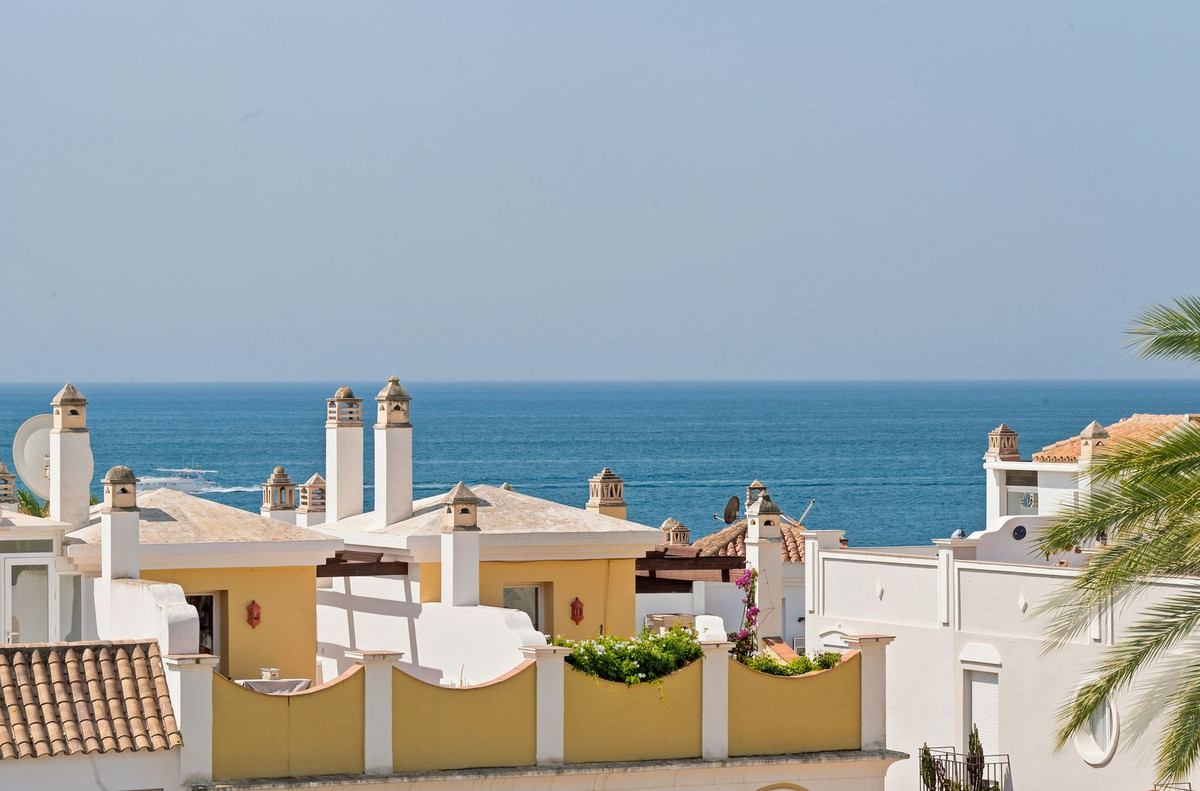 Townhouse for sale in Marbella