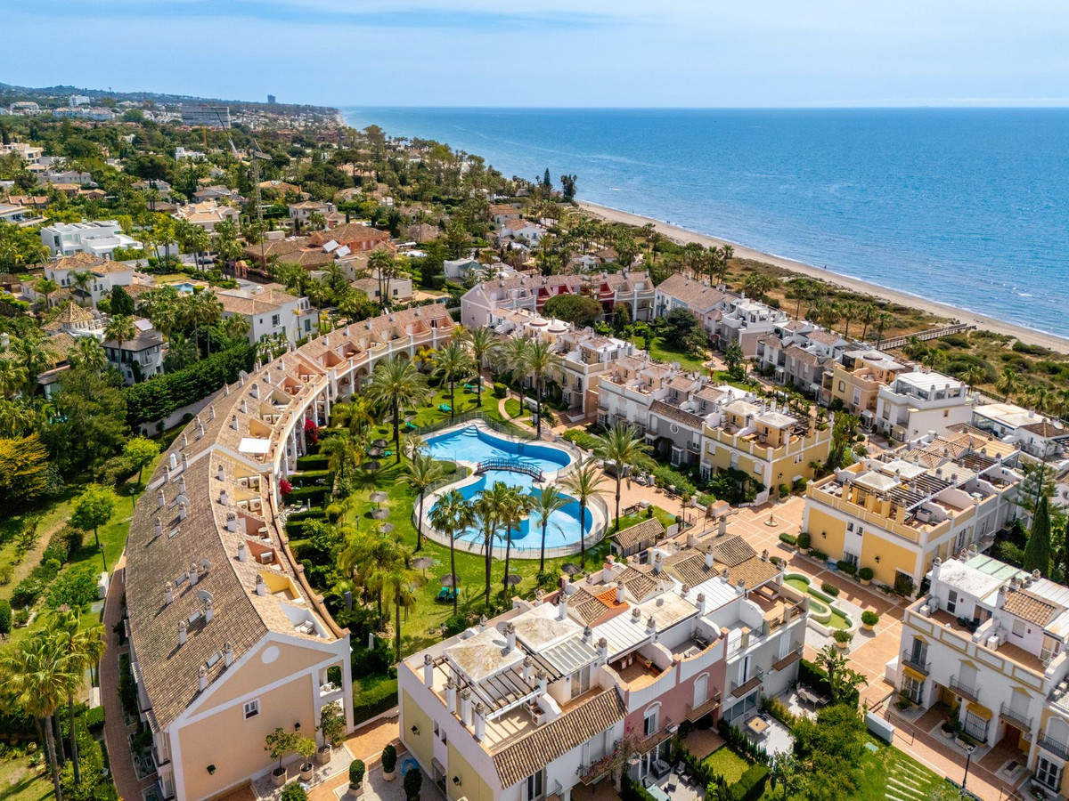 Townhouse for sale in Marbella