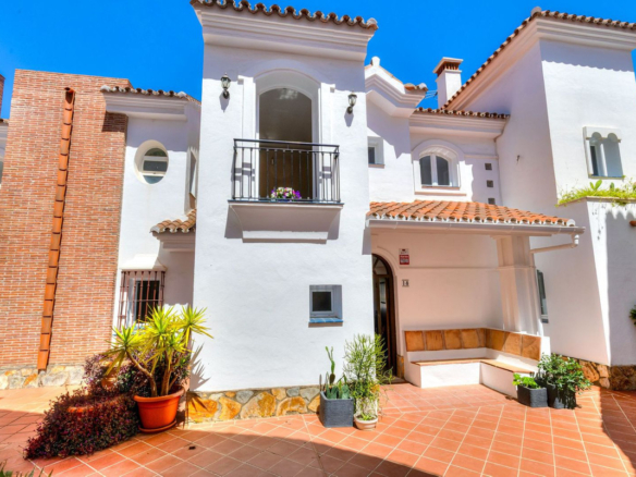 Townhouse for sale in Mijas