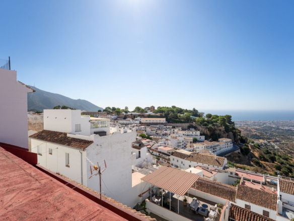 Townhouse for sale in Mijas