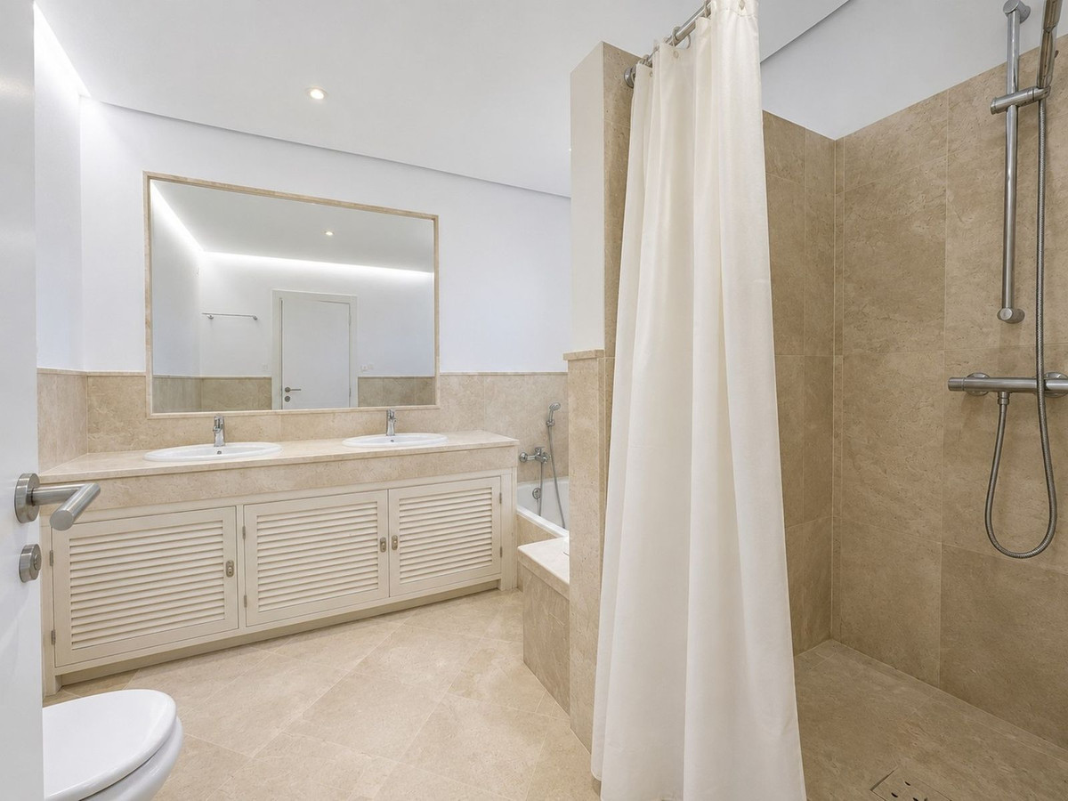 Townhouse for sale in Ojén