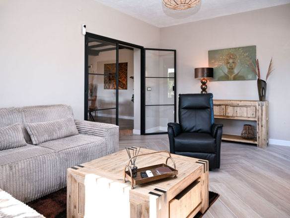 Villa til salg i Alhaurín de la Torre