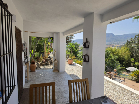 Villa til salg i Alhaurín de la Torre