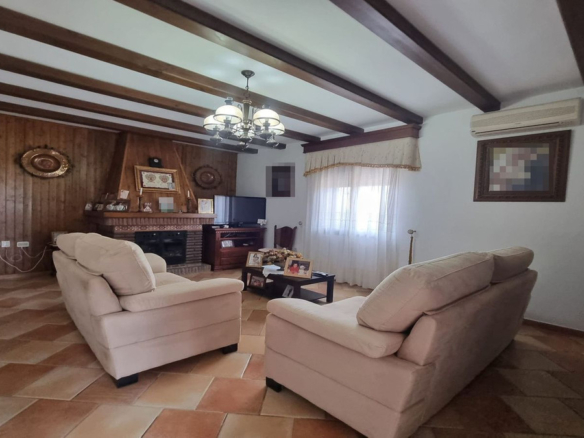 Villa for sale in Alhaurín el Grande