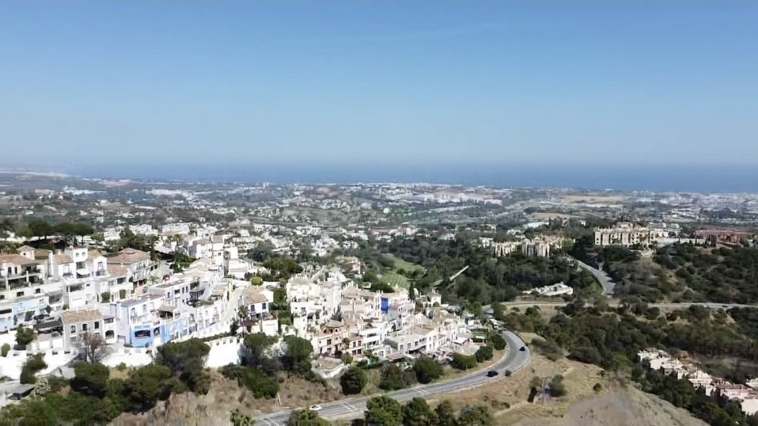 Villa for sale in Benahavís