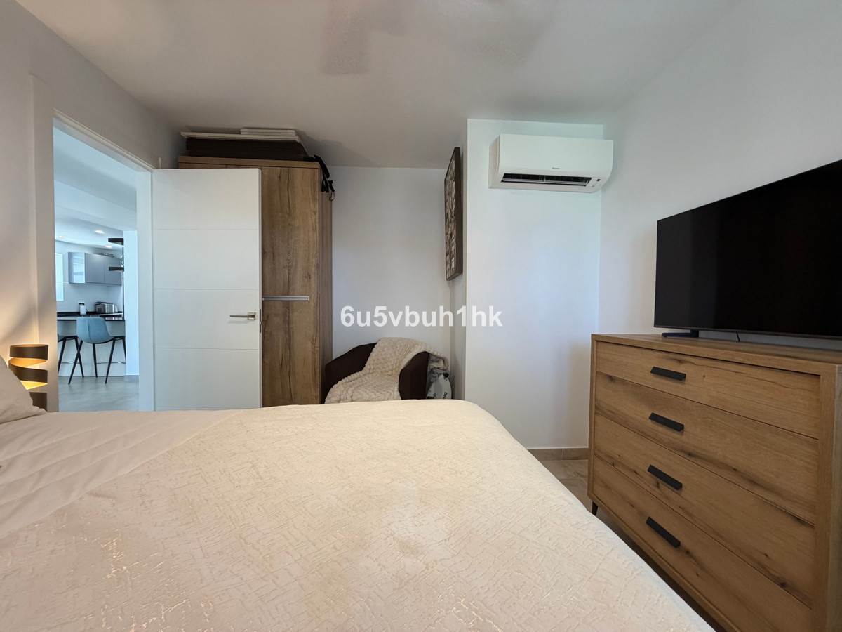 Villa for sale in Benalmadena