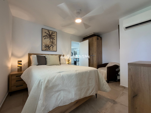 Villa for sale in Benalmadena