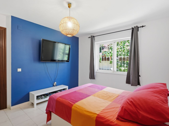 Villa for sale in Benalmadena