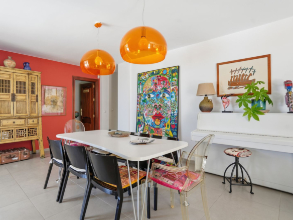 Villa for sale in Benalmadena