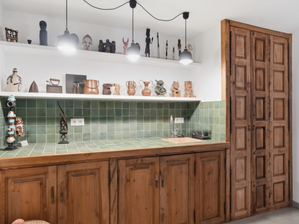 Villa for sale in Benalmadena