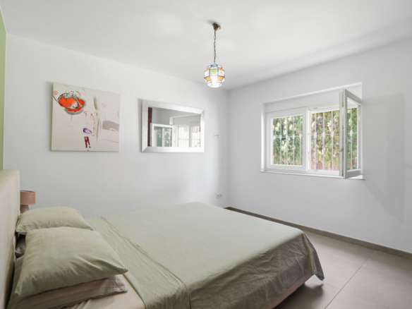 Villa for sale in Benalmadena