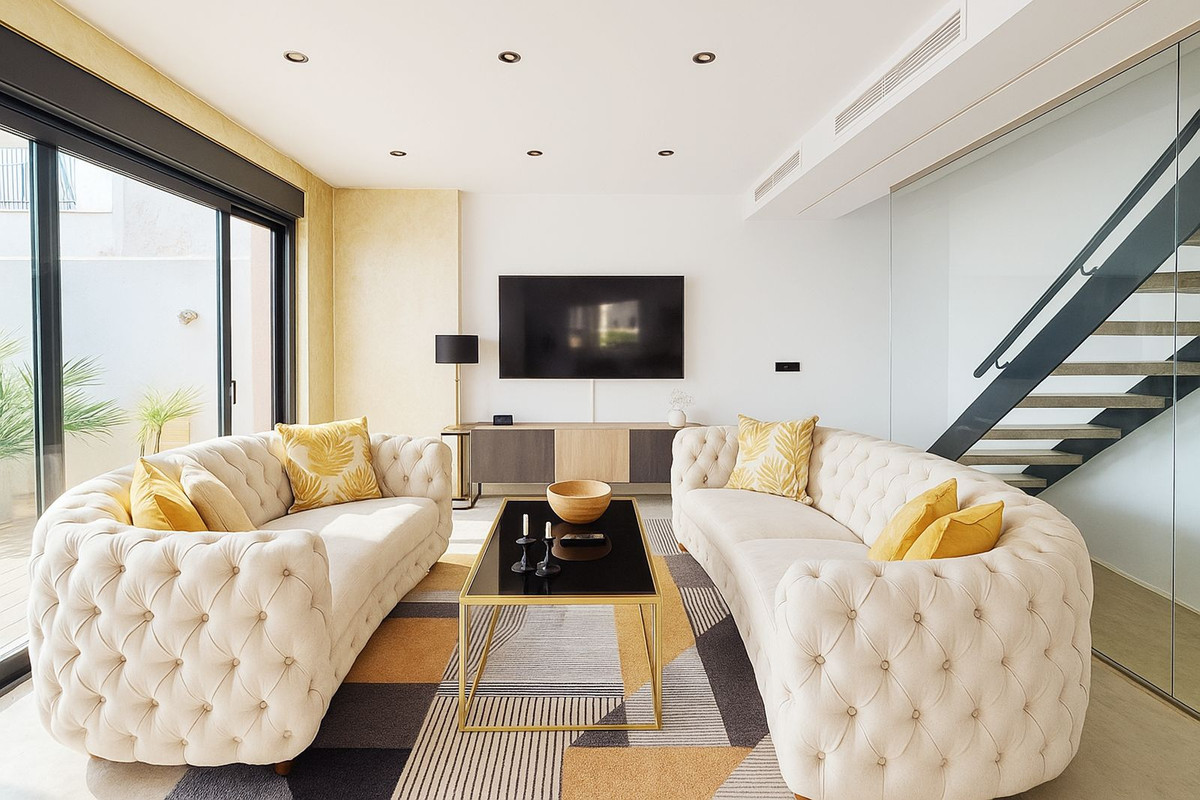 Villa for sale in Fuengirola