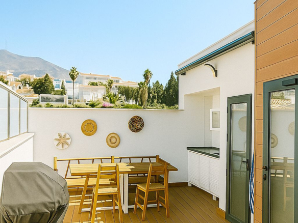 Villa for sale in Fuengirola