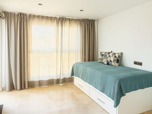 Villa for sale in Fuengirola