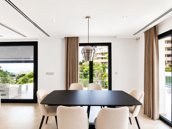 Villa for sale in Fuengirola
