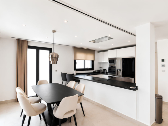 Villa for sale in Fuengirola