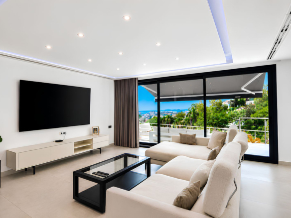 Villa for sale in Fuengirola