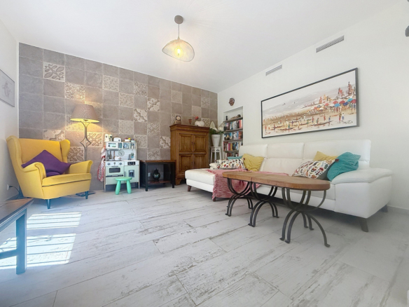 Villa for sale in Manilva