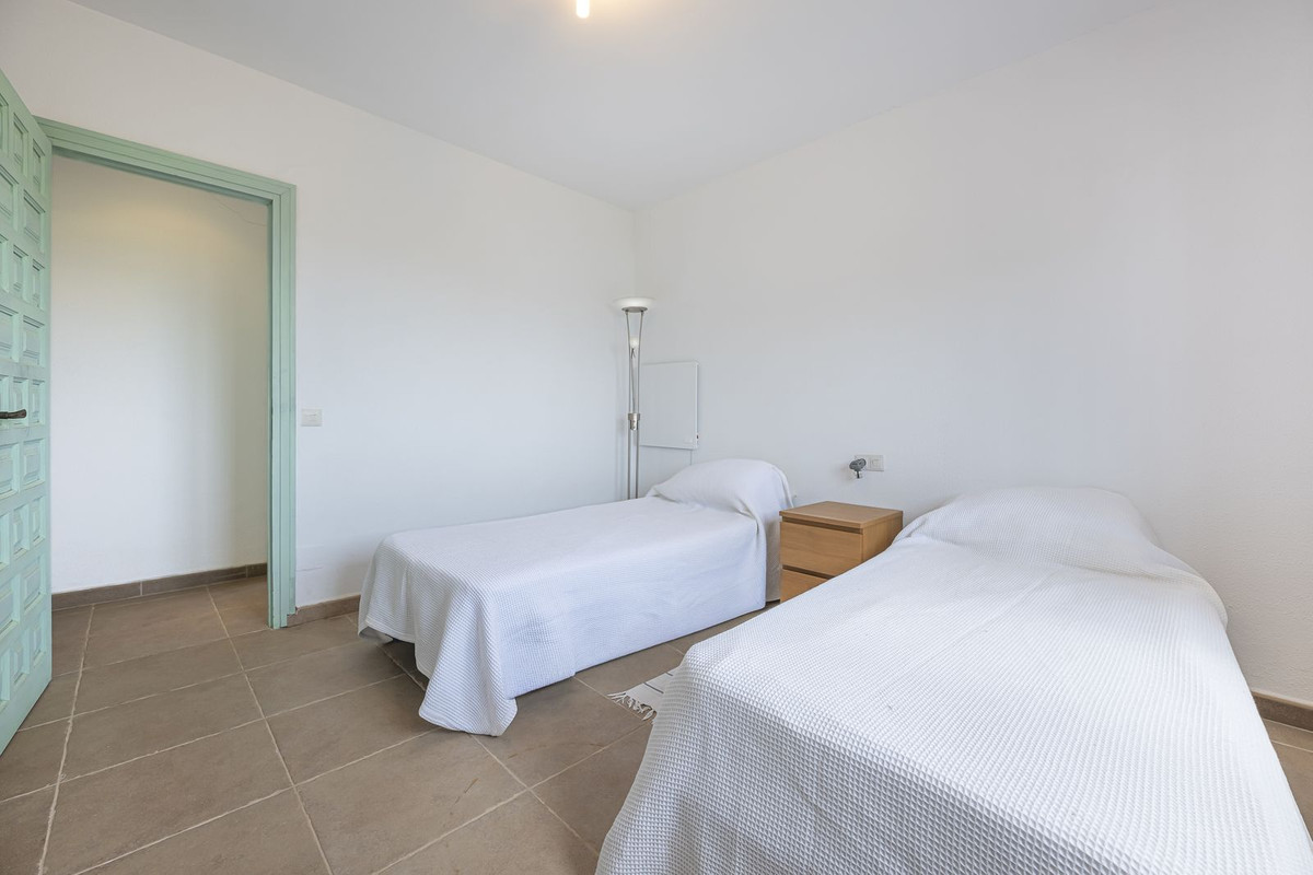 Villa for sale in Manilva
