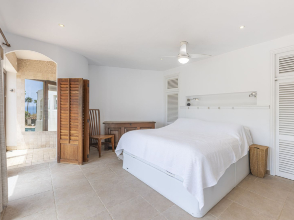 Villa for sale in Manilva