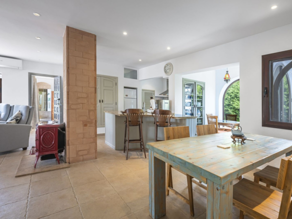 Villa for sale in Manilva