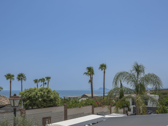 Villa for sale in Manilva