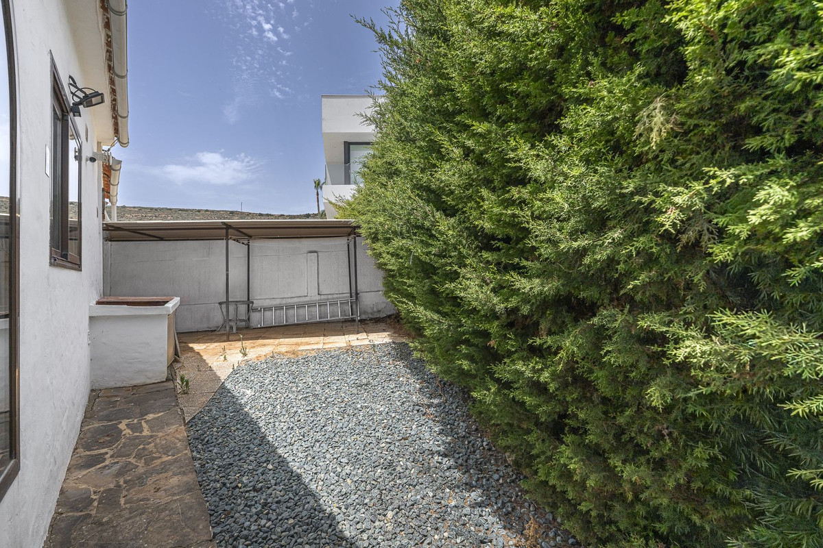 Villa for sale in Manilva