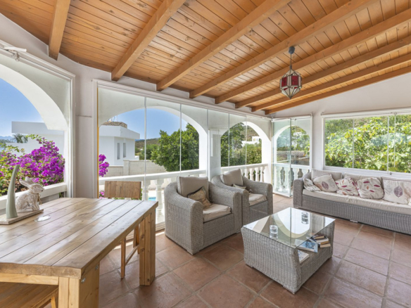 Villa for sale in Manilva