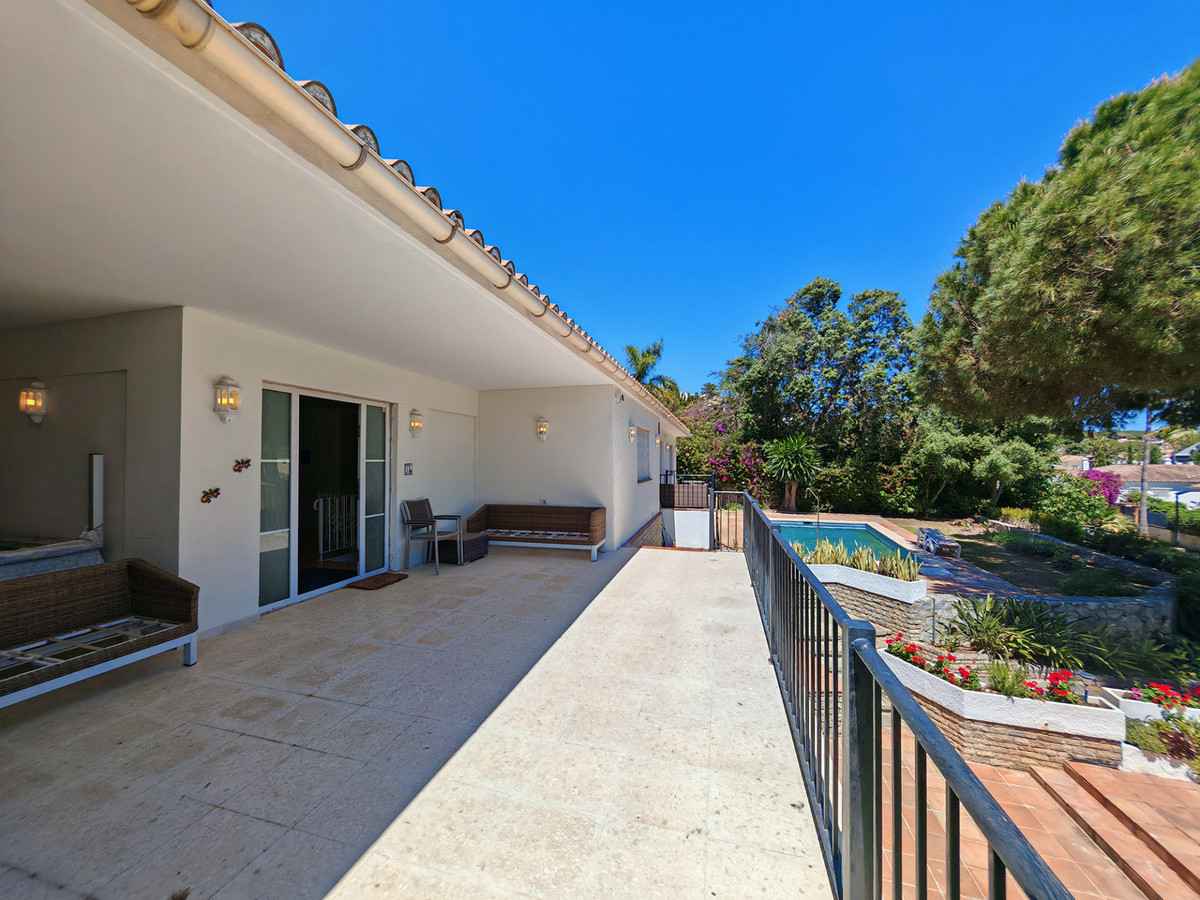 Villa for sale in Marbella