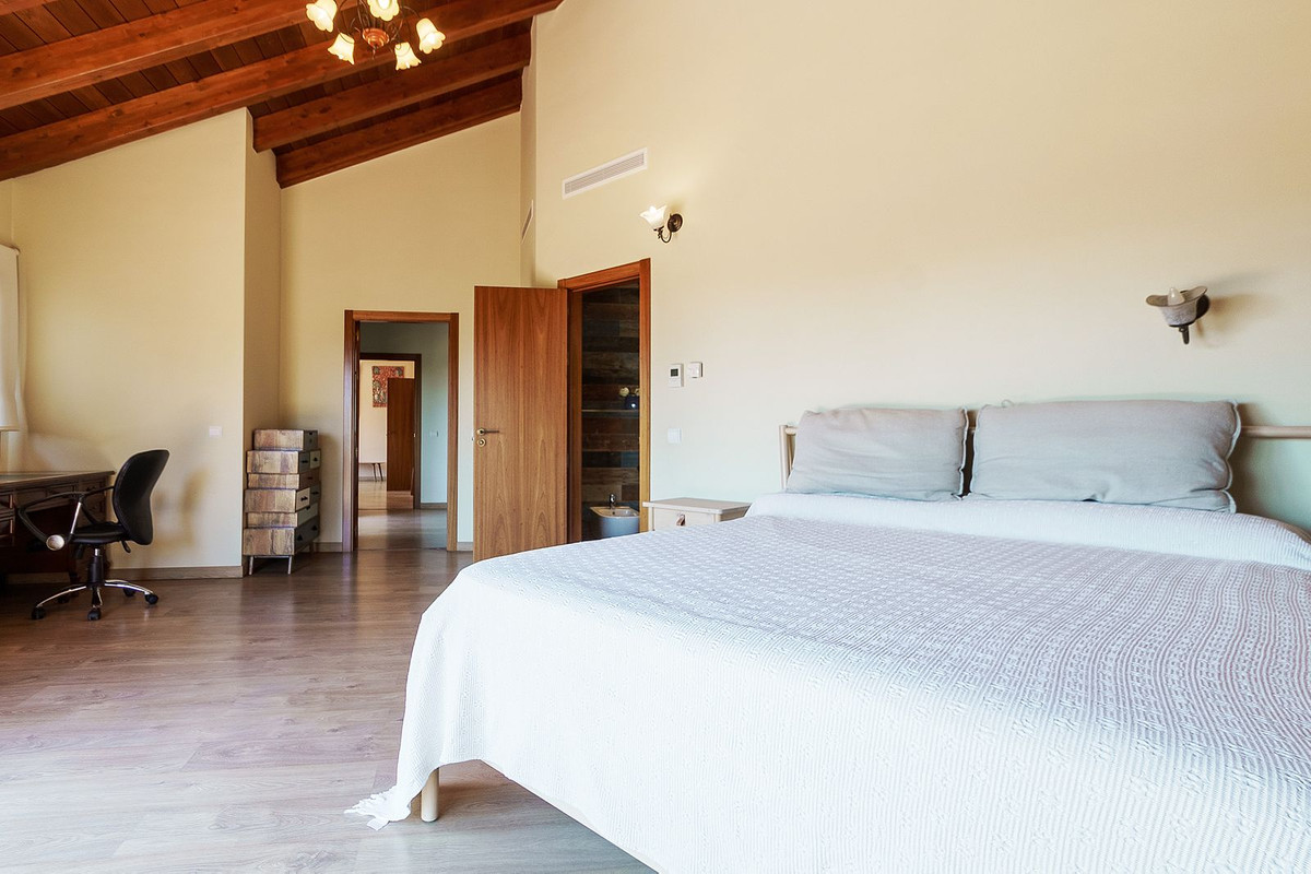 Villa for sale in Marbella