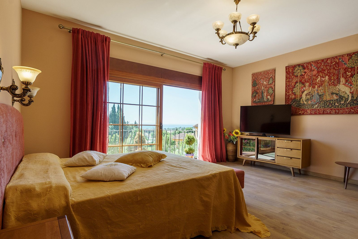 Villa for sale in Marbella