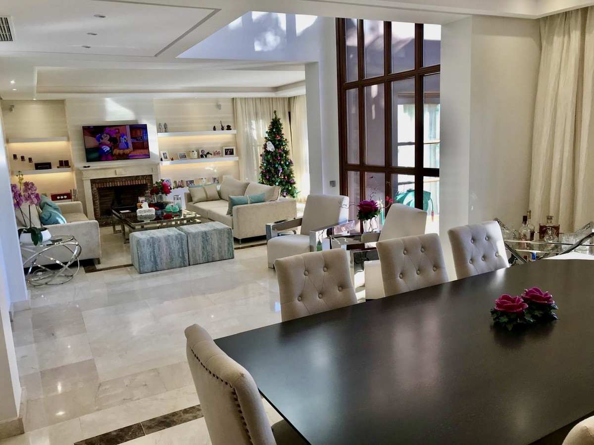 Villa for sale in Marbella