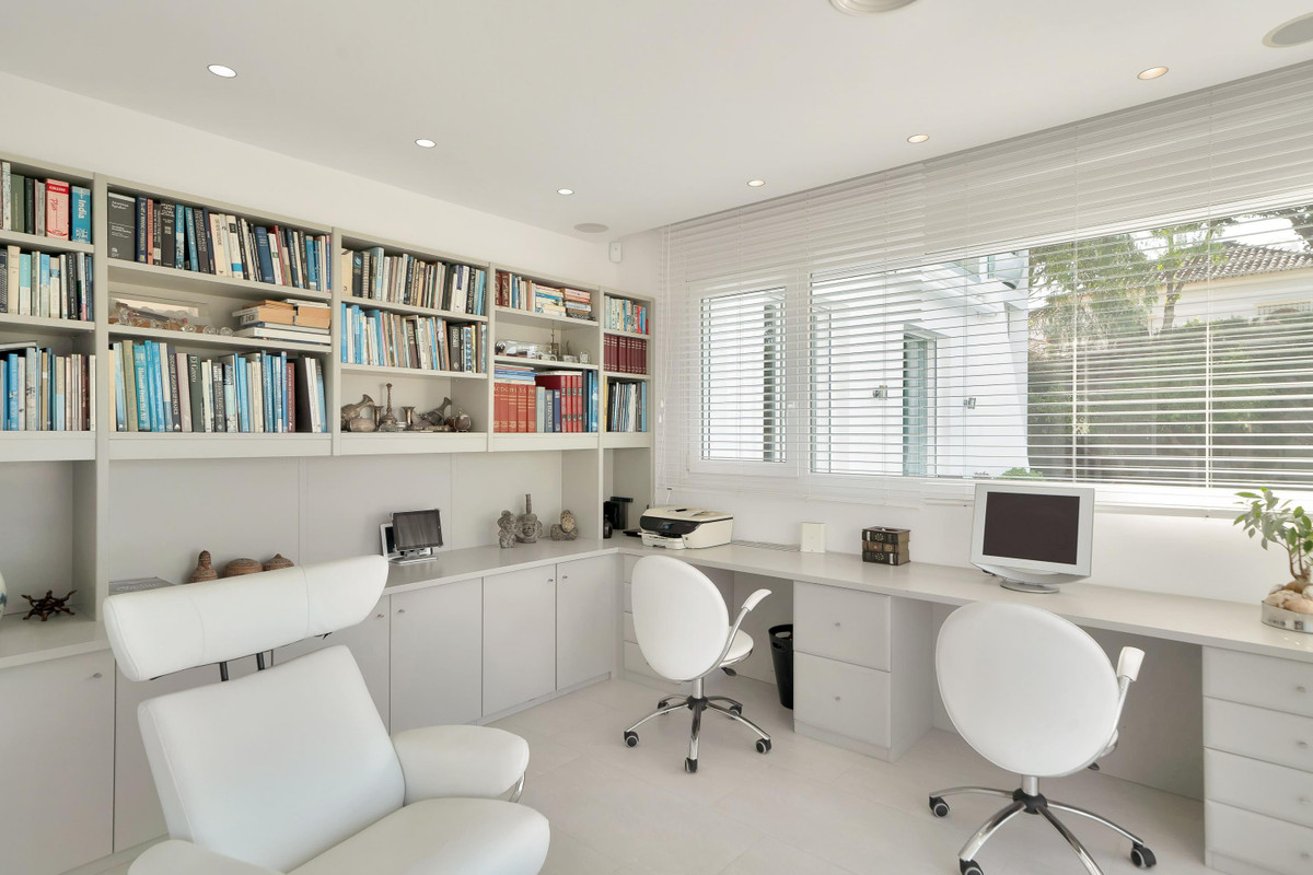 Villa for sale in Marbella