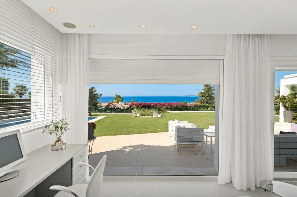 Villa for sale in Marbella
