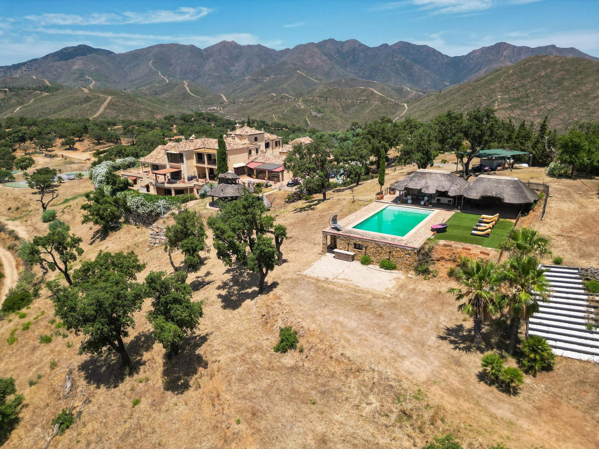 Villa for sale in Marbella