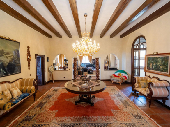 Villa for sale in Marbella