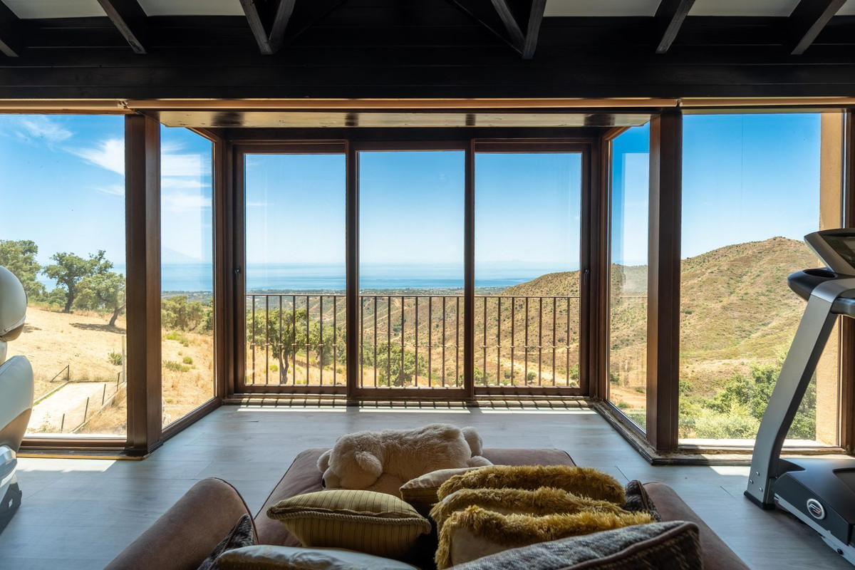 Villa for sale in Marbella