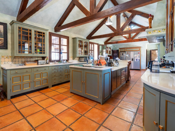 Villa for sale in Marbella