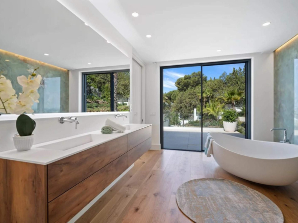 Villa for sale in Marbella