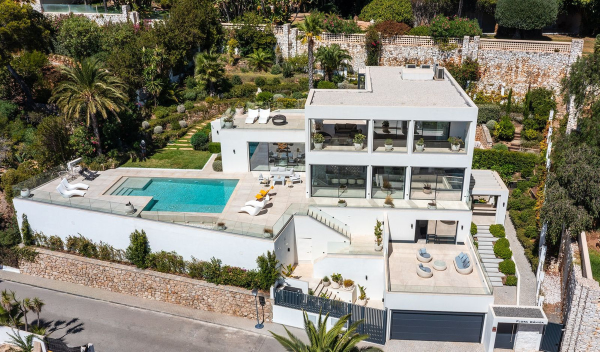 Villa for sale in Marbella
