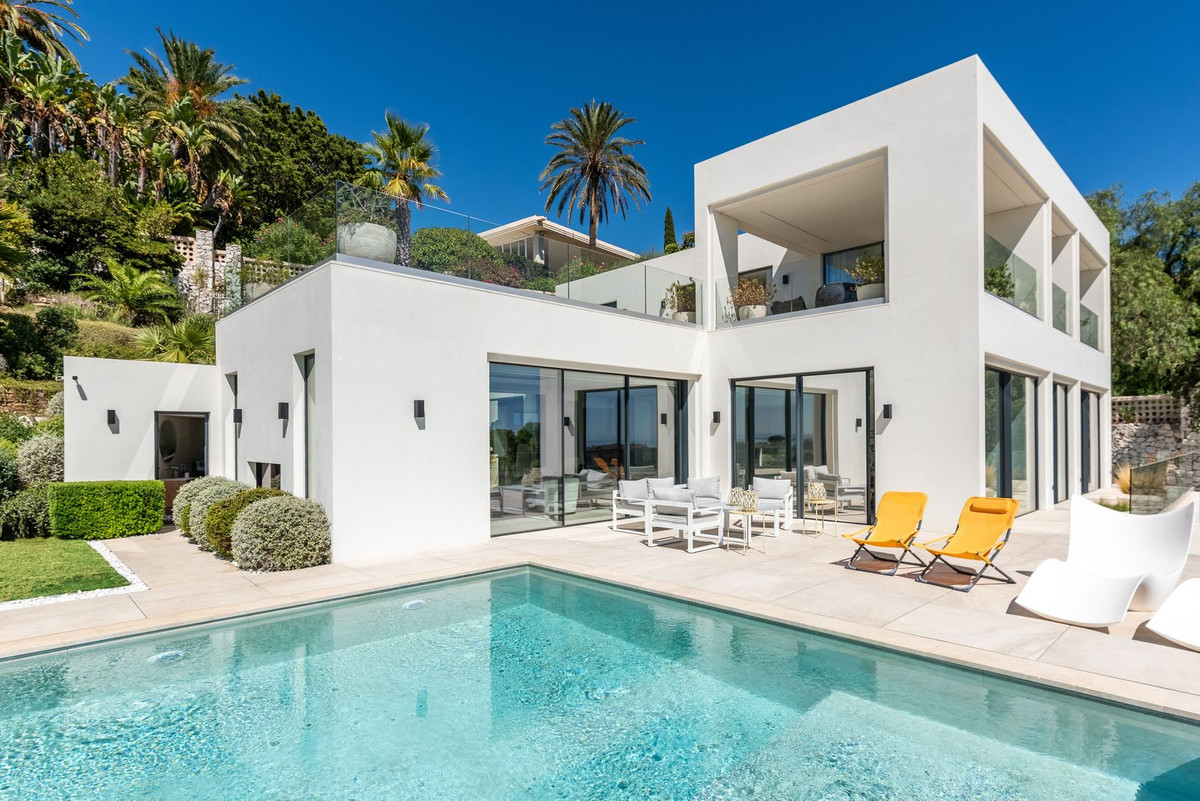 Villa for sale in Marbella