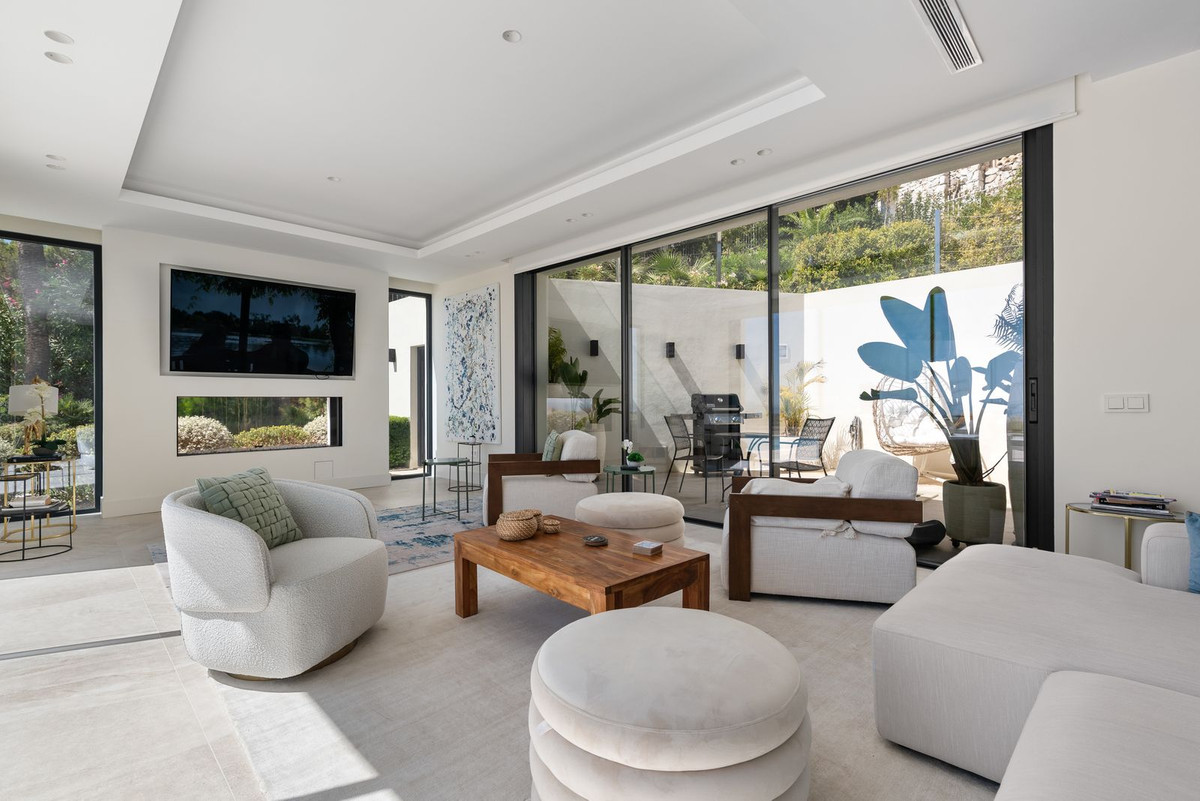 Villa for sale in Marbella