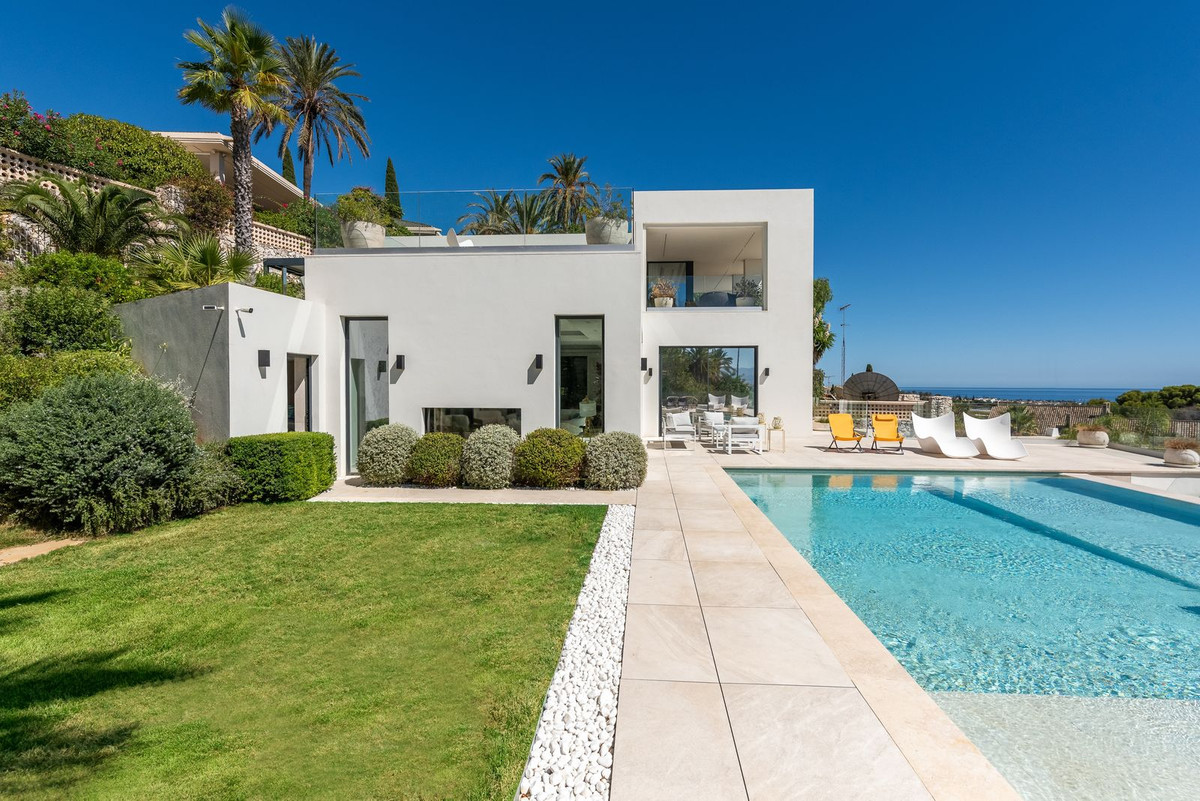 Villa for sale in Marbella