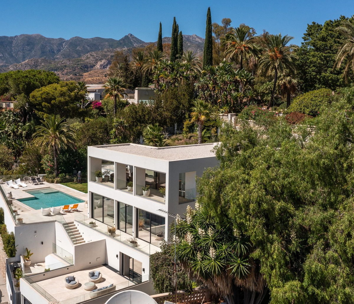Villa for sale in Marbella