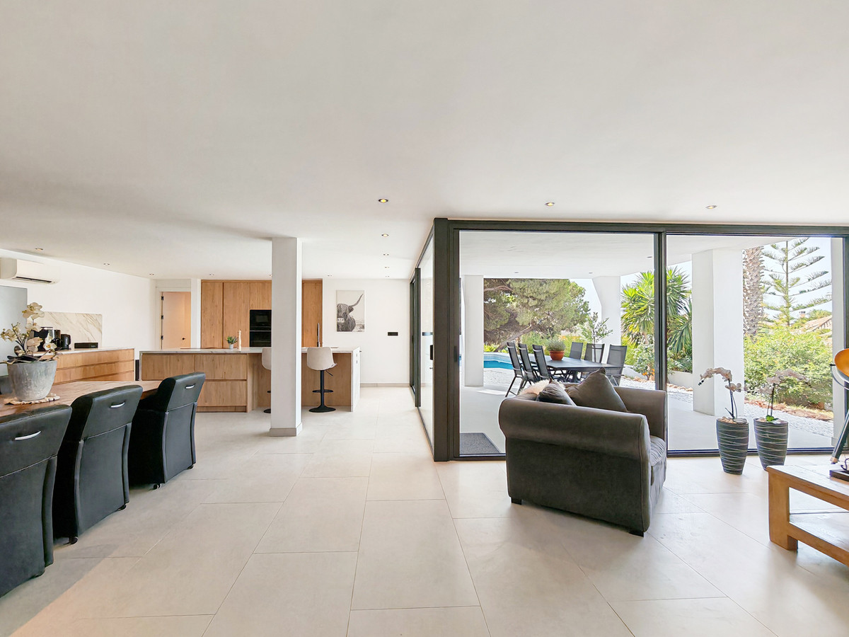 Villa for sale in Marbella